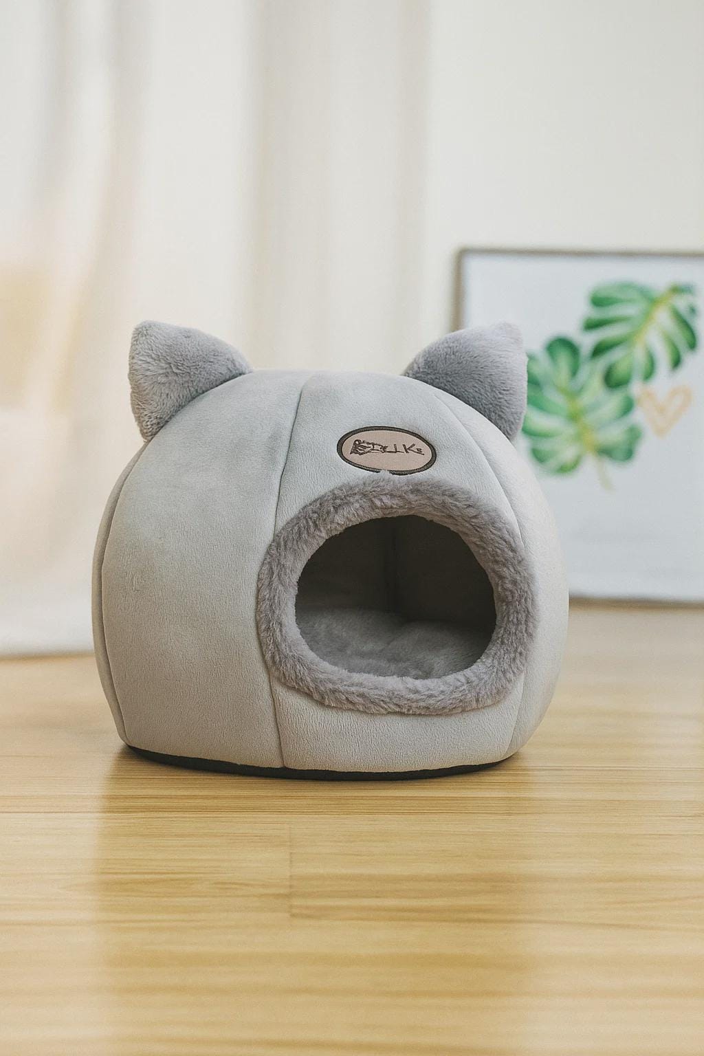 Cat & Small Dog Bed – Cozy Indoor Cave, Warm Winter Mattress for Deep Sleep, Snug Pet Tent